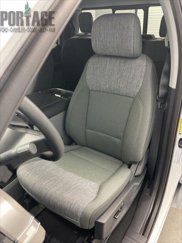 new 2025 Ford F-250 car, priced at $68,498