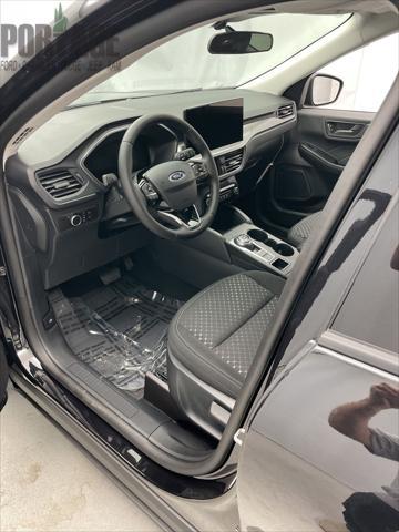 new 2025 Ford Escape car, priced at $28,232