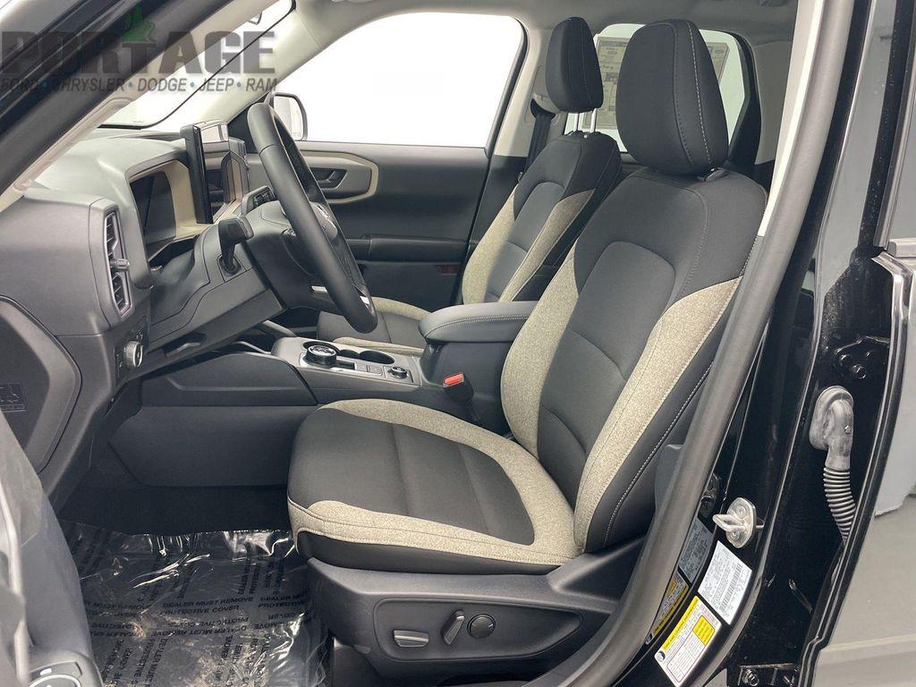 new 2025 Ford Bronco Sport car, priced at $32,333