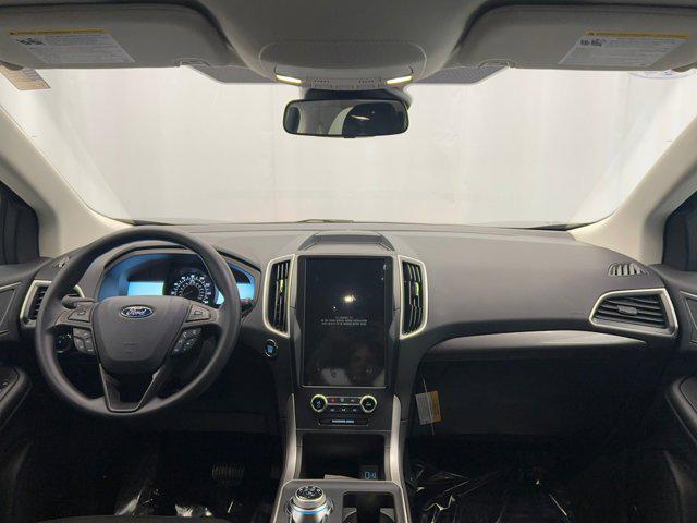 new 2024 Ford Edge car, priced at $39,032