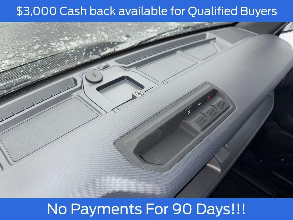 new 2025 Ford Bronco car, priced at $50,060