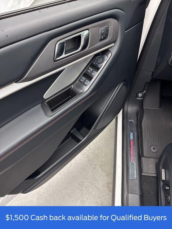 new 2025 Ford Explorer car, priced at $58,698