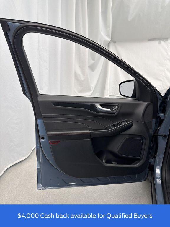 new 2025 Ford Escape car, priced at $32,010