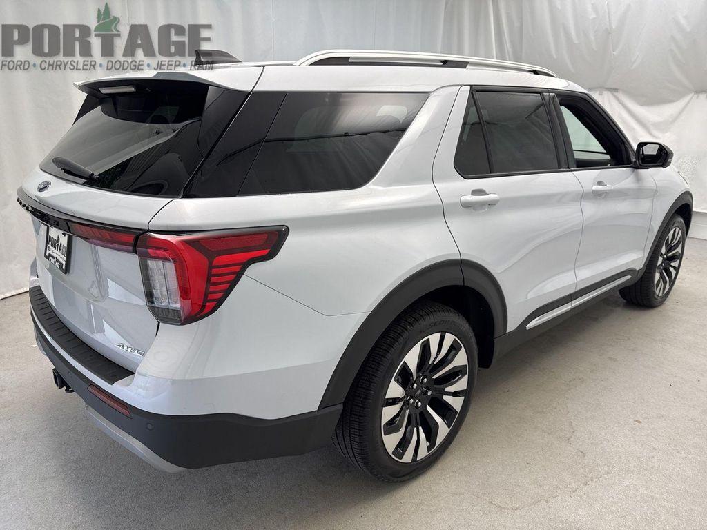 new 2025 Ford Explorer car, priced at $57,560