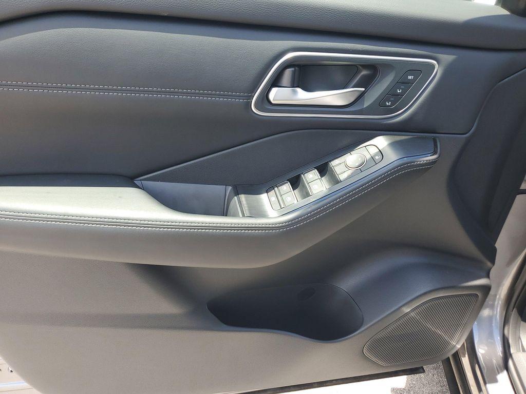 new 2025 Nissan Rogue car, priced at $38,485