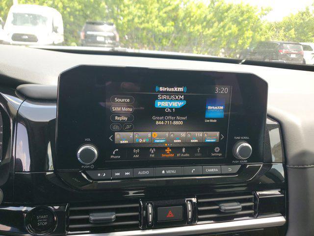 new 2025 Nissan Pathfinder car, priced at $43,865