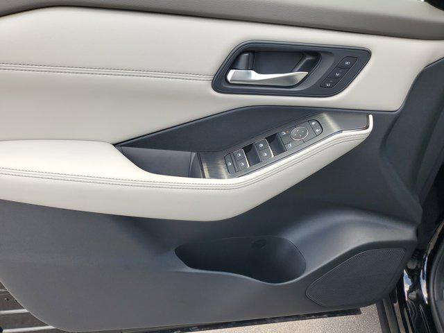 new 2025 Nissan Rogue car, priced at $39,225