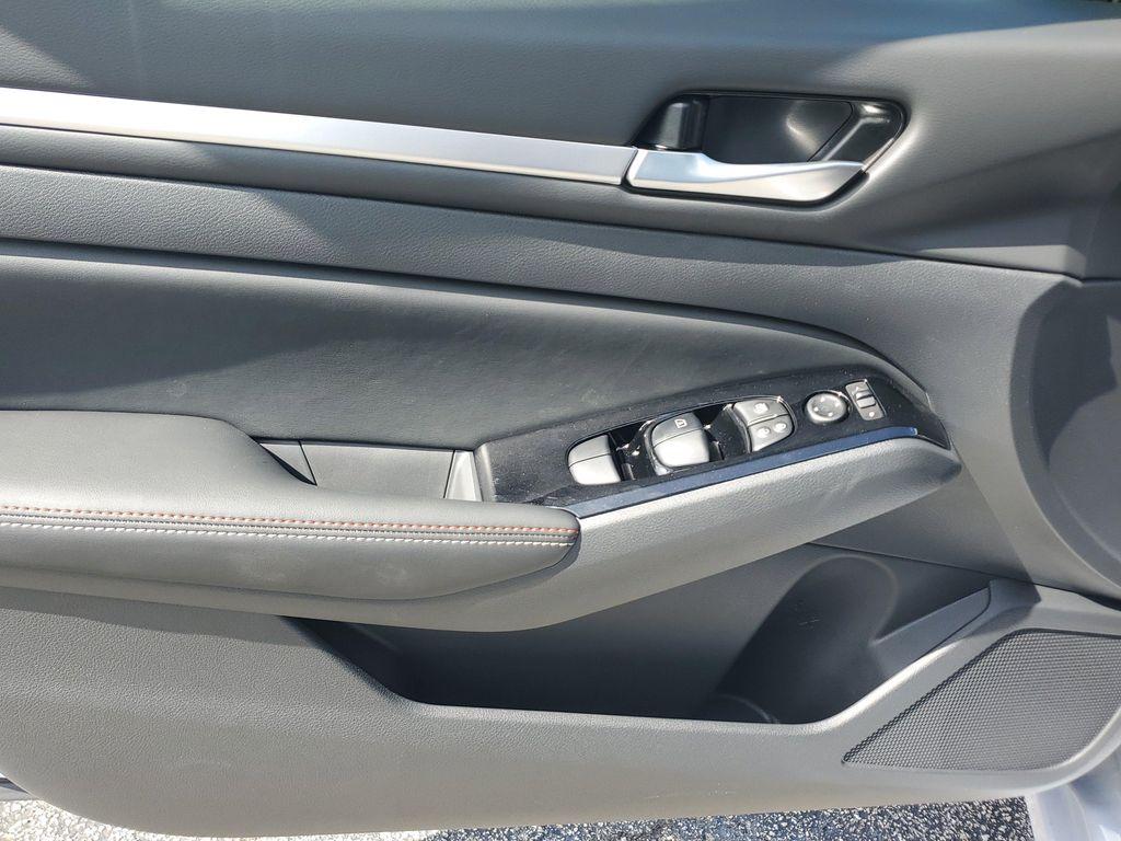 new 2025 Nissan Altima car, priced at $31,800