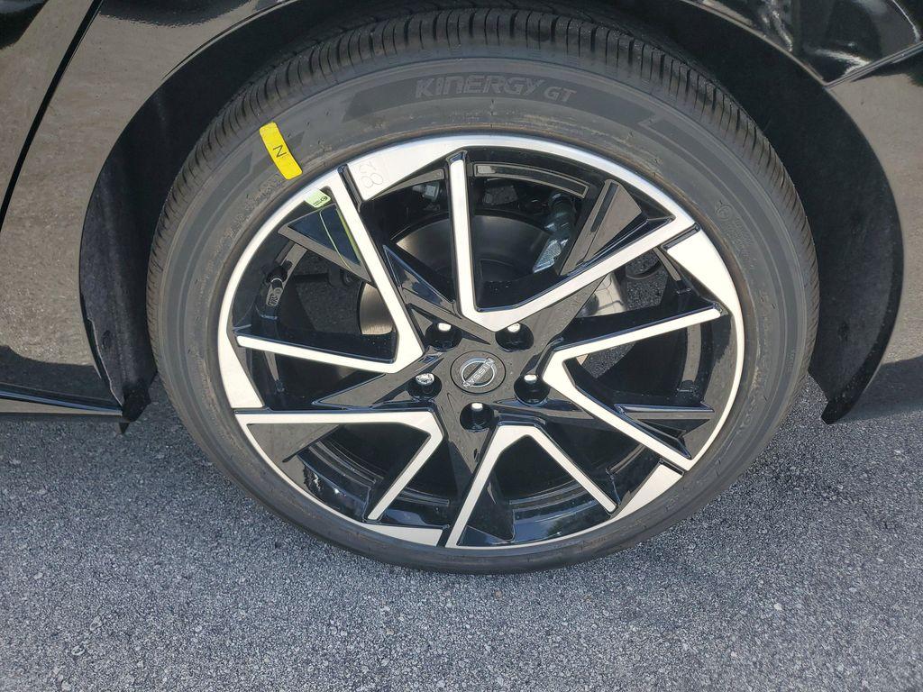 new 2025 Nissan Sentra car, priced at $25,658