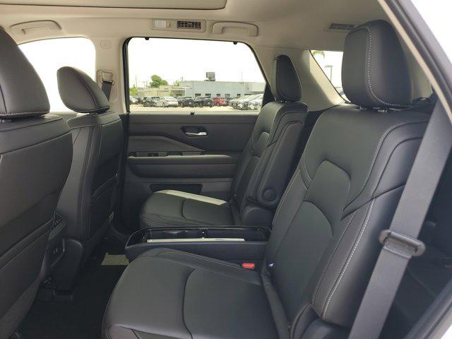 new 2025 Nissan Pathfinder car, priced at $48,375