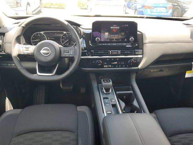 new 2025 Nissan Pathfinder car, priced at $39,320