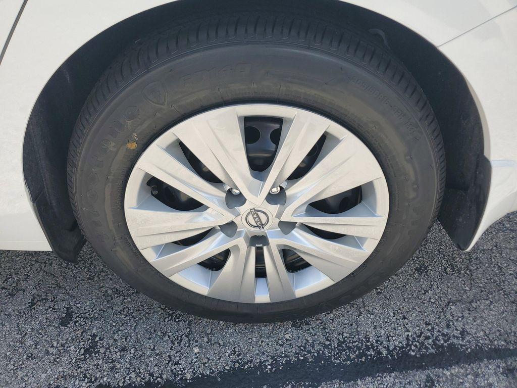 new 2025 Nissan Sentra car, priced at $20,987