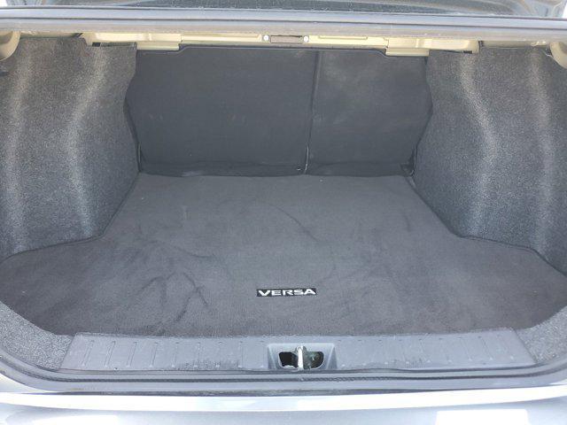 used 2021 Nissan Versa car