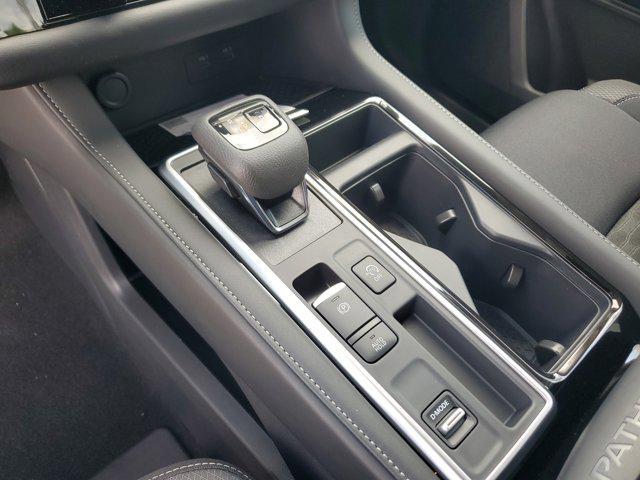 new 2025 Nissan Pathfinder car, priced at $40,281