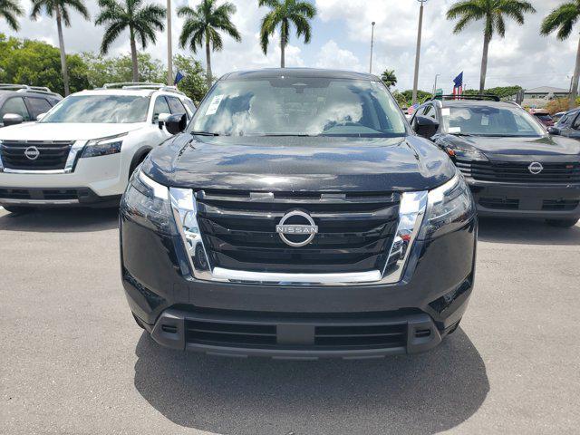 new 2025 Nissan Pathfinder car, priced at $35,300