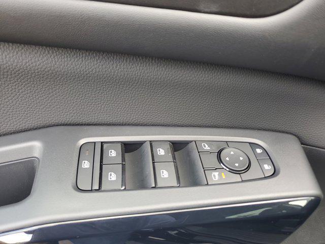 new 2025 Nissan Pathfinder car, priced at $35,300