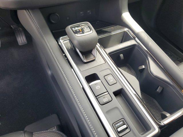 new 2025 Nissan Pathfinder car, priced at $45,015