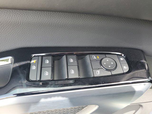 new 2025 Nissan Pathfinder car, priced at $45,015