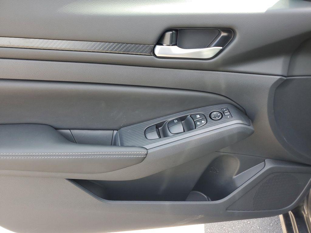 new 2025 Nissan Altima car, priced at $29,160