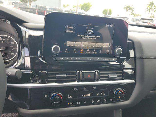 new 2025 Nissan Pathfinder car, priced at $38,320