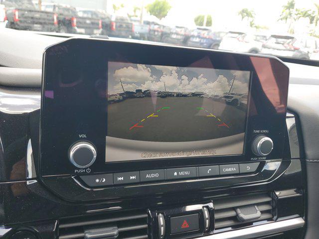 new 2025 Nissan Pathfinder car, priced at $38,320