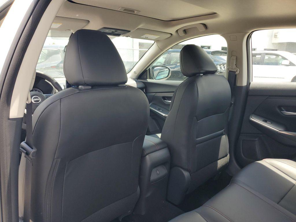 new 2025 Nissan Sentra car, priced at $26,285