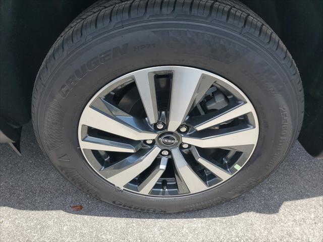 new 2025 Nissan Pathfinder car, priced at $40,361