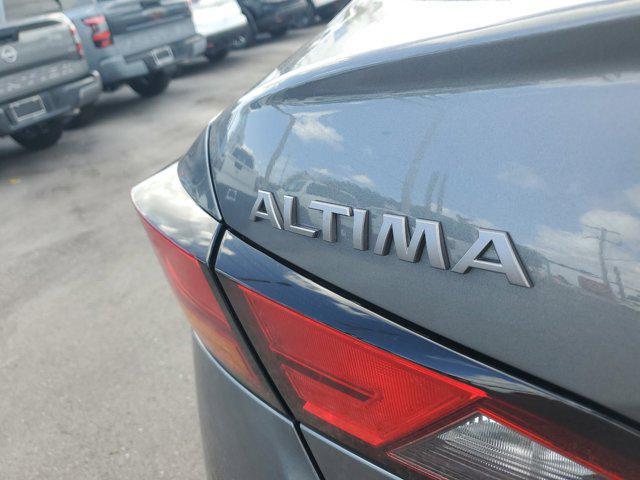 new 2025 Nissan Altima car, priced at $25,401