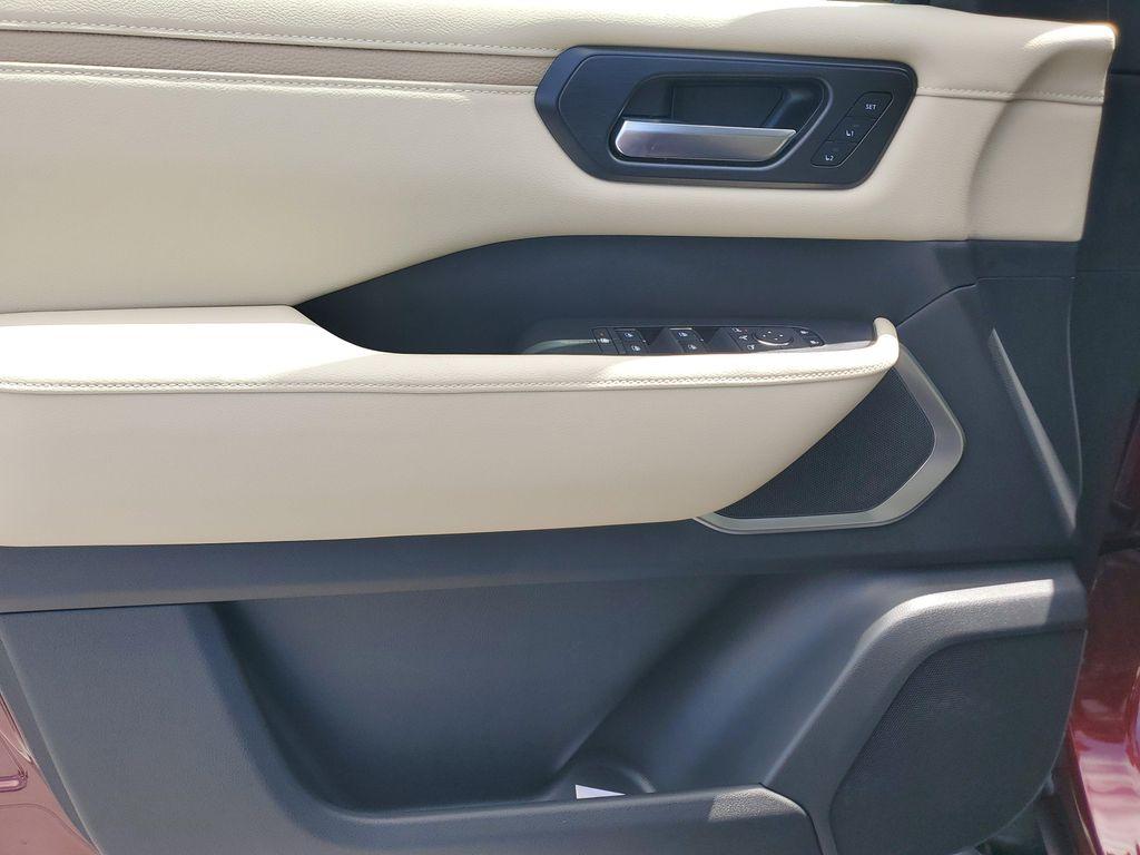 new 2025 Nissan Armada car, priced at $70,084