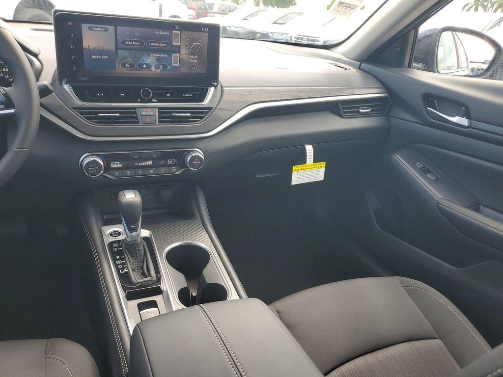 new 2025 Nissan Altima car, priced at $29,283