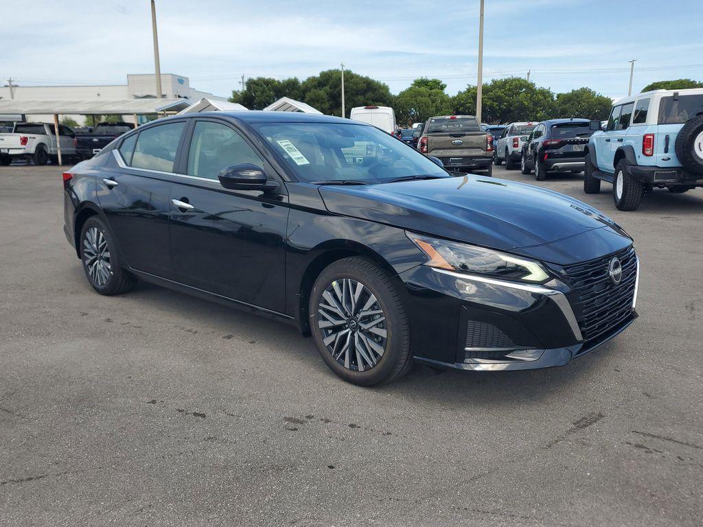 new 2025 Nissan Altima car, priced at $29,283