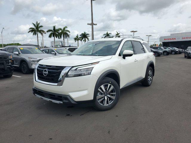 new 2024 Nissan Pathfinder car, priced at $39,990