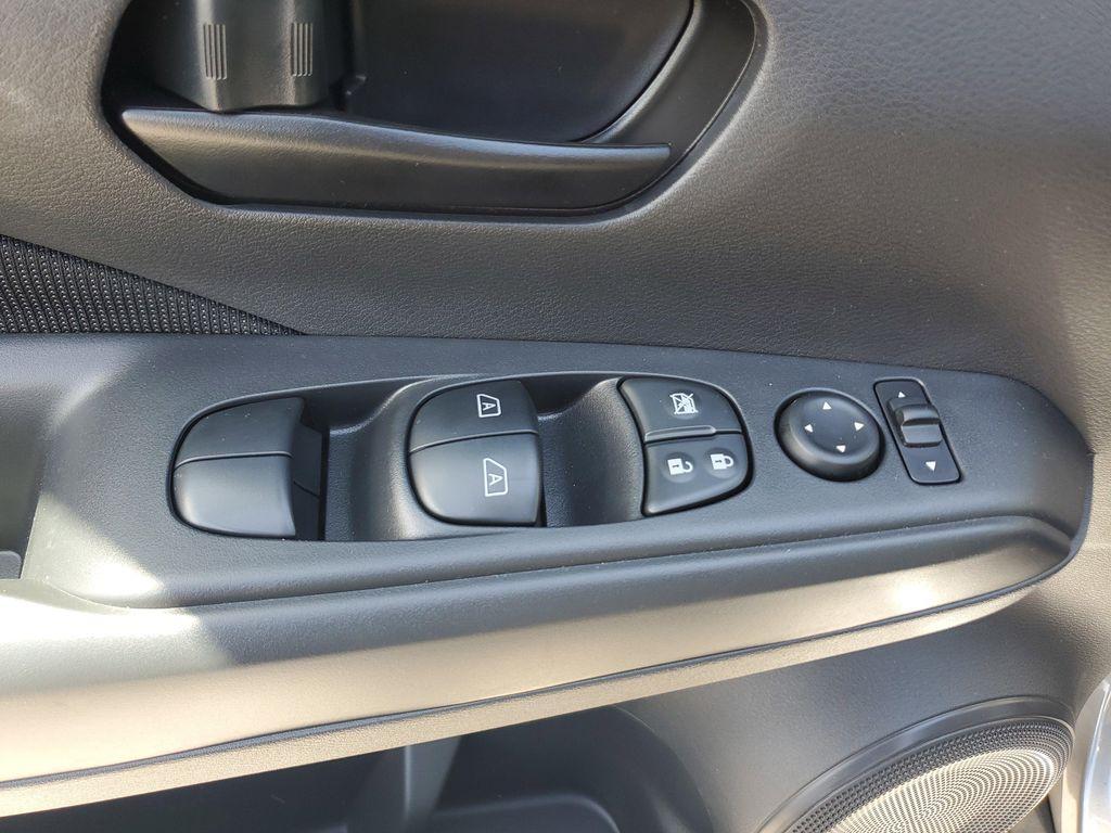 new 2025 Nissan Kicks car, priced at $22,257