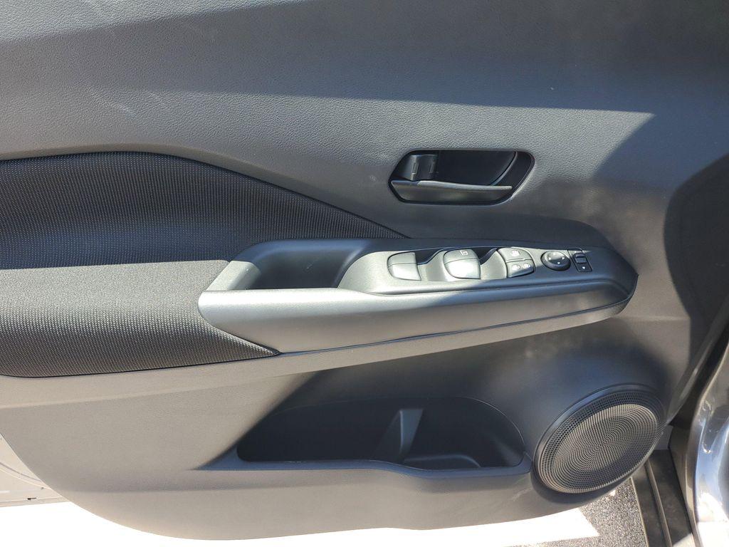 new 2025 Nissan Kicks car, priced at $22,257