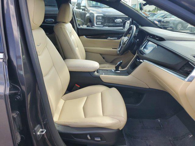 used 2019 Cadillac XT5 car, priced at $18,490