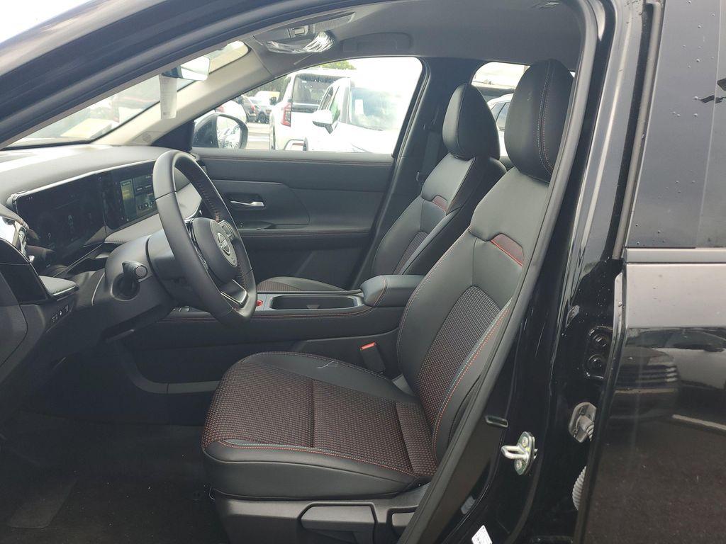 new 2025 Nissan Kicks car, priced at $25,668