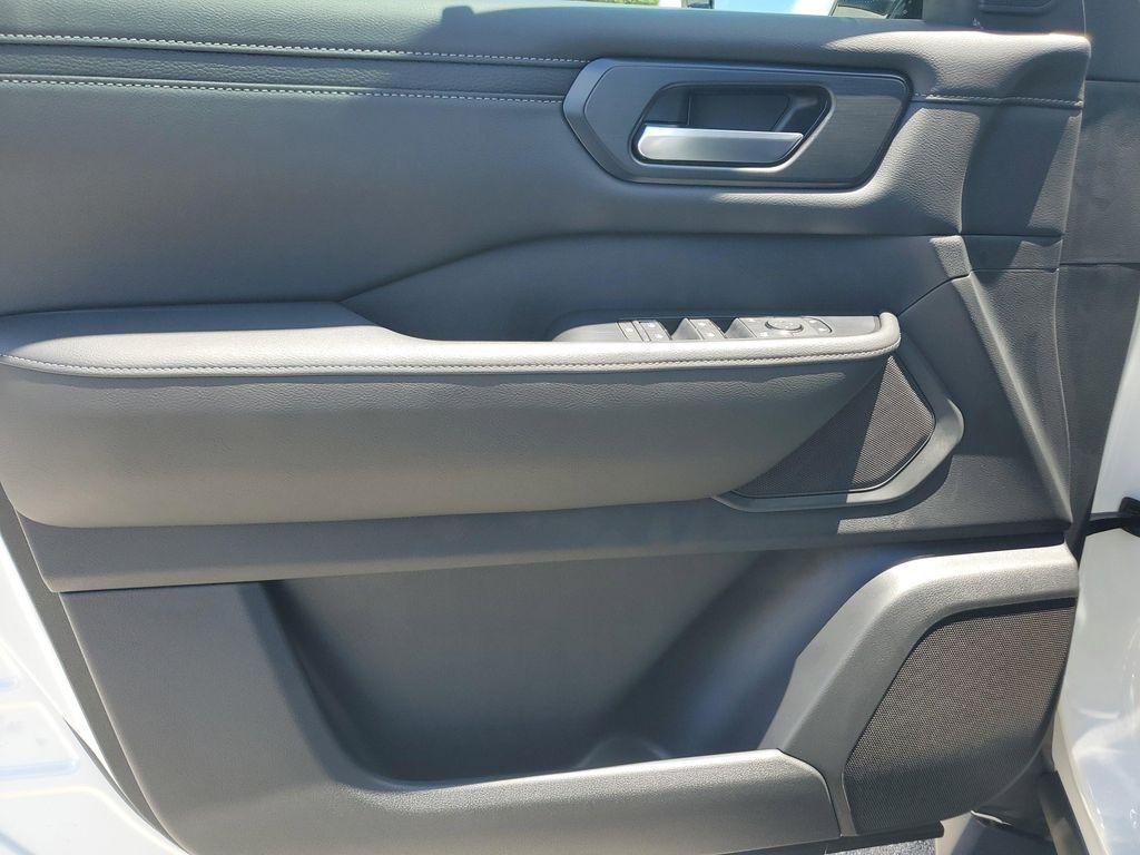 new 2025 Nissan Armada car, priced at $56,507