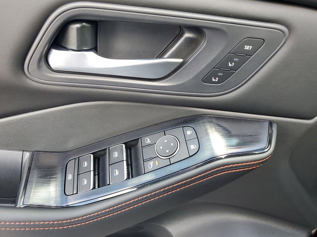 new 2025 Nissan Rogue car, priced at $33,449