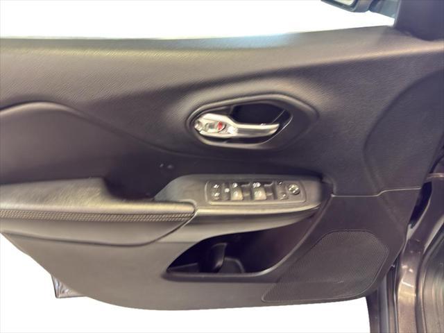 used 2017 Jeep Cherokee car, priced at $13,491