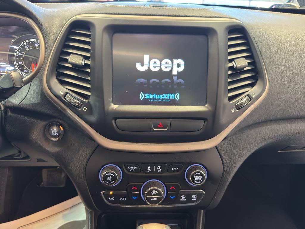 used 2016 Jeep Cherokee car, priced at $10,995