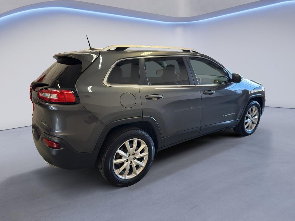 used 2016 Jeep Cherokee car, priced at $10,491