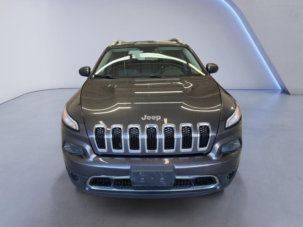 used 2016 Jeep Cherokee car, priced at $10,491