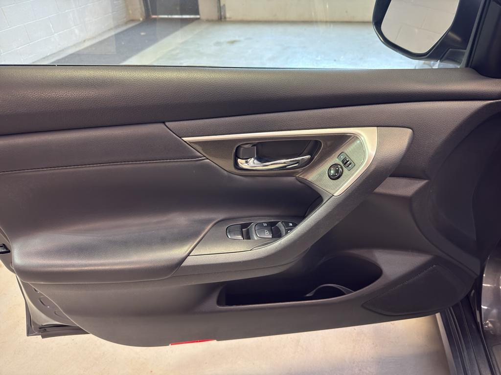 used 2013 Nissan Altima car, priced at $7,650
