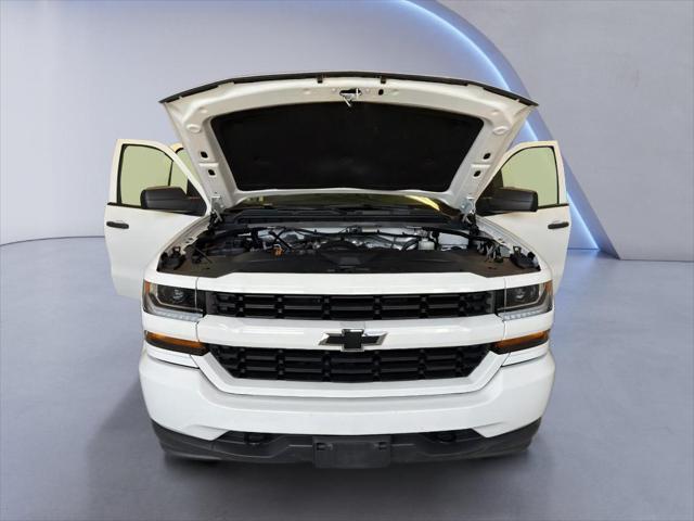 used 2018 Chevrolet Silverado 1500 car, priced at $21,700