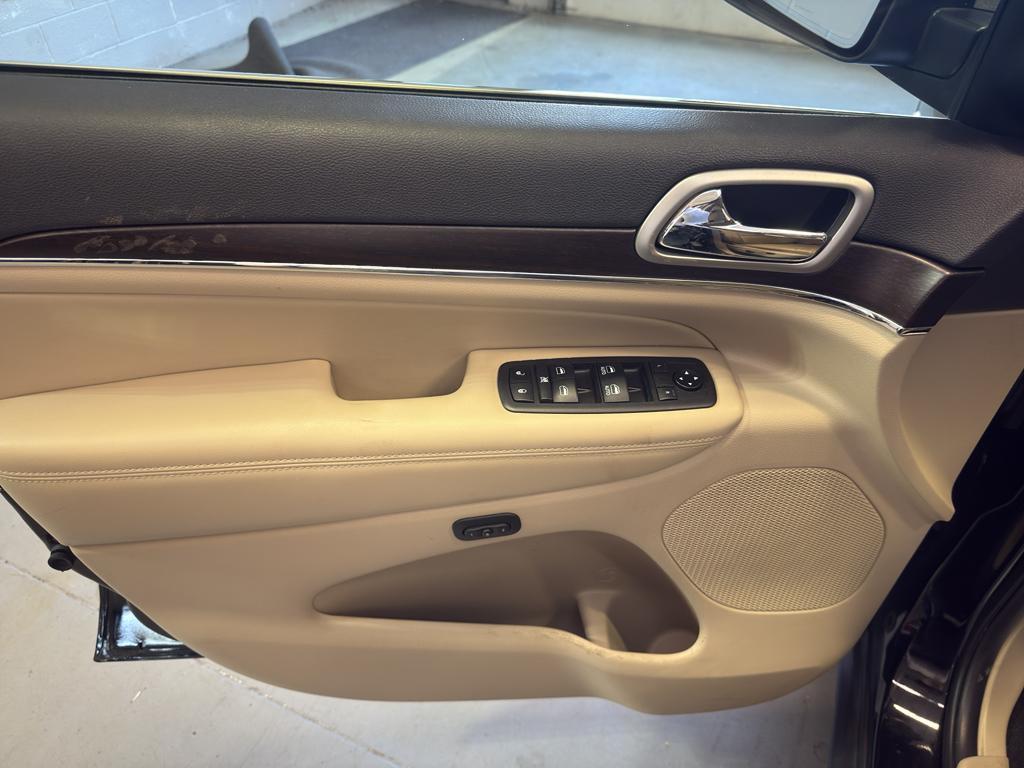 used 2018 Jeep Grand Cherokee car, priced at $15,750