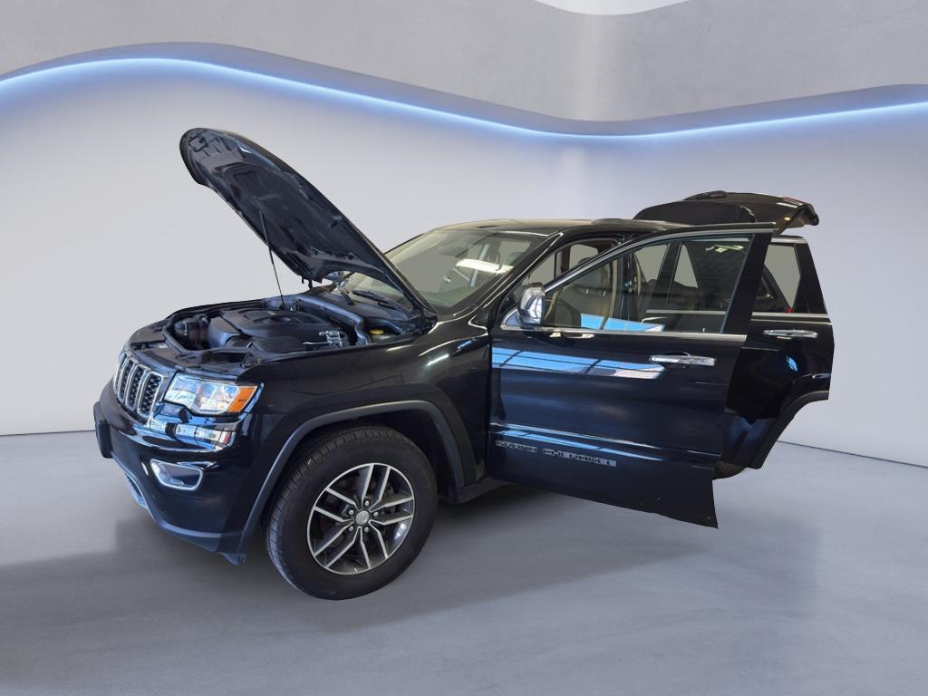 used 2018 Jeep Grand Cherokee car, priced at $15,750