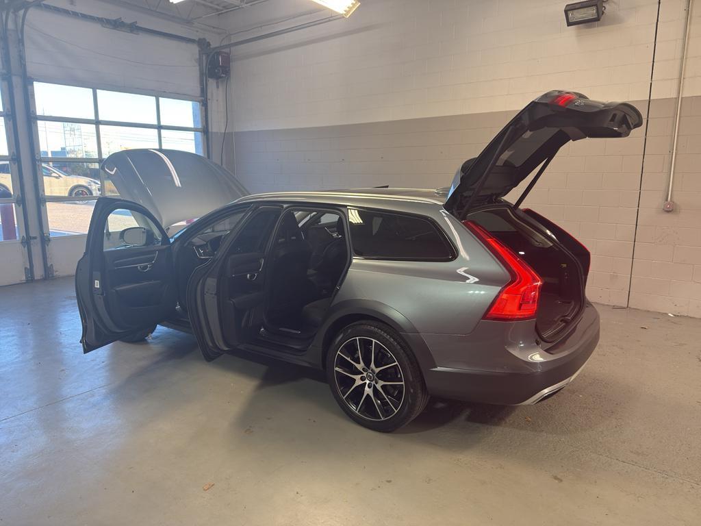 used 2018 Volvo V90 Cross Country car, priced at $23,991