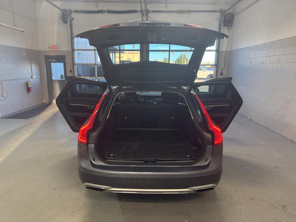 used 2018 Volvo V90 Cross Country car, priced at $23,991