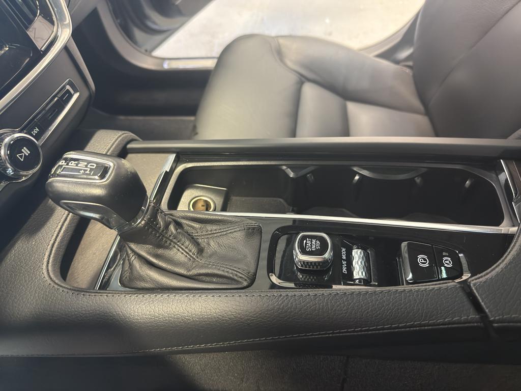 used 2018 Volvo V90 Cross Country car, priced at $23,991
