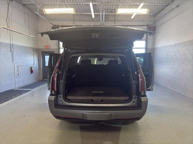 used 2019 Cadillac Escalade ESV car, priced at $34,991